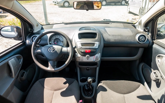 Toyota Aygo cena 10000 przebieg: 216034, rok produkcji 2009 z Rybnik małe 232